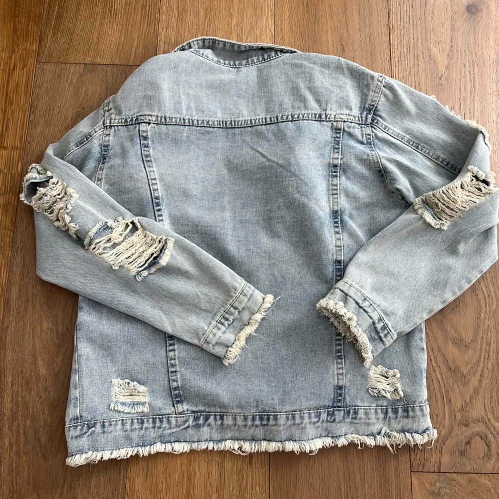 NWOT Shein Jean Jacket - Picture 2 of 3